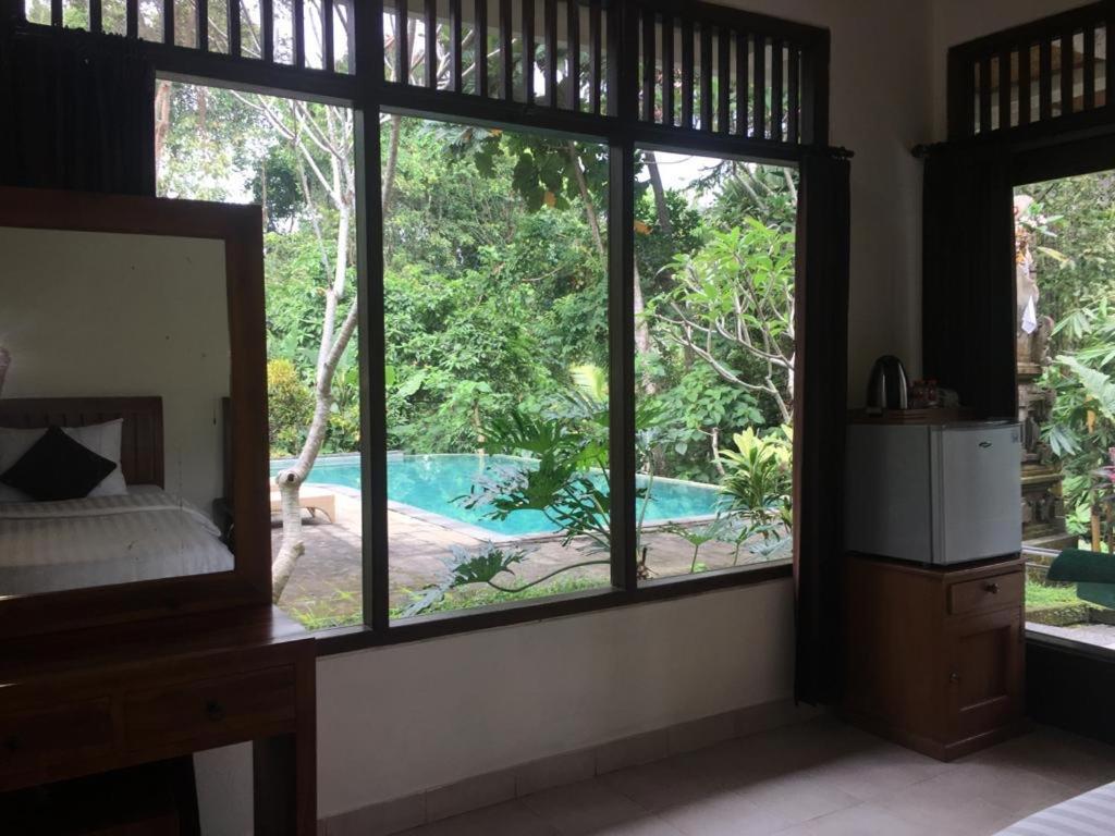 Raka Rai Bungalows อูบุด ภายนอก รูปภาพ