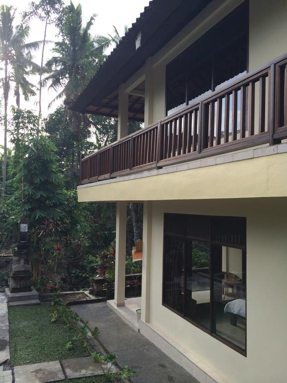 Raka Rai Bungalows อูบุด ภายนอก รูปภาพ