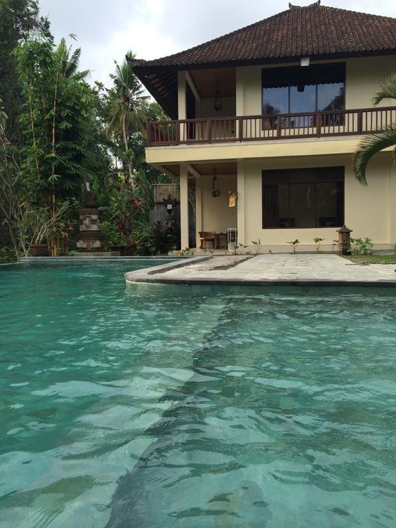 Raka Rai Bungalows อูบุด ภายนอก รูปภาพ