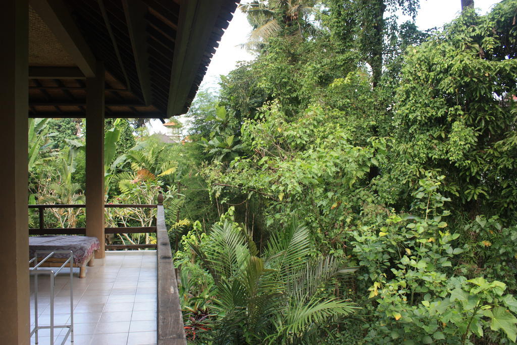 Raka Rai Bungalows อูบุด ภายนอก รูปภาพ
