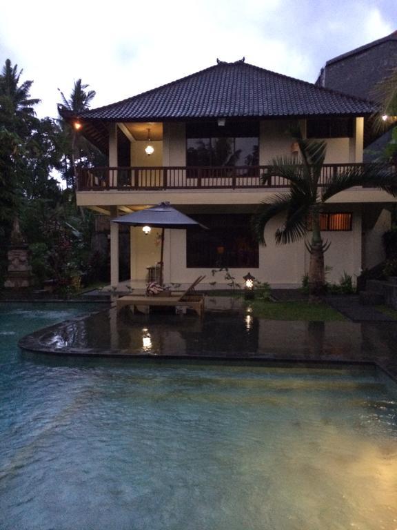 Raka Rai Bungalows อูบุด ภายนอก รูปภาพ